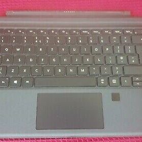 Microsoft Surface Pro Type Cover with Fingerprint ID Reader - Black (1755) - Image 2