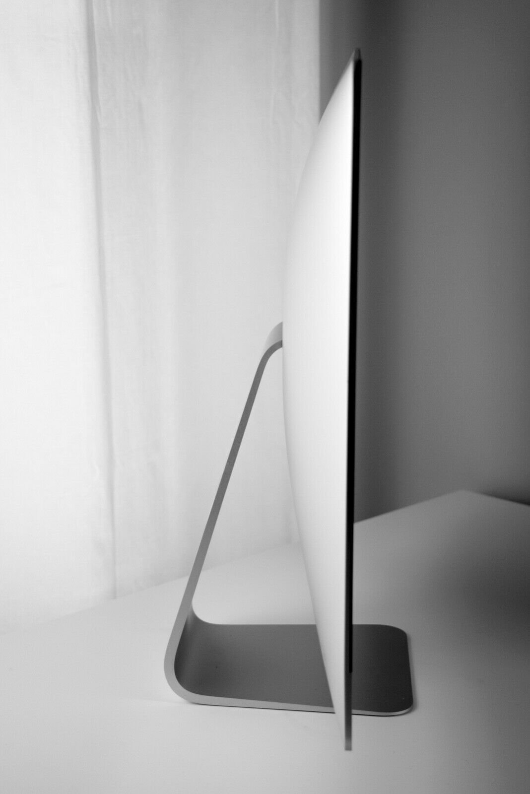 Apple iMac 27 Inch 3.5 GHz i7 32GB RAM 3TB Fusion, NVIDIA GeForce GTX 780M 4GB Dedicated - Image 4